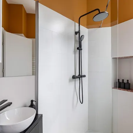 Holt - Flowers In Wonderland Appartamento *