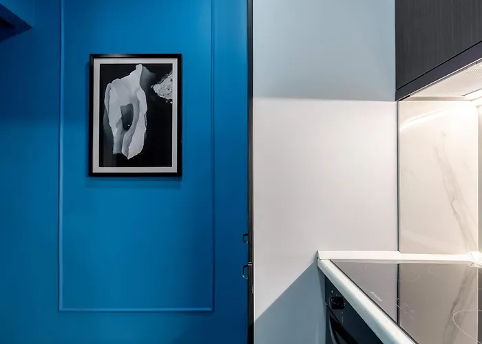 Holt - Flowers In Wonderland Apartment Bucharest